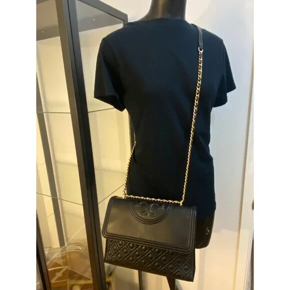 Tory Burch Fleming Convertible Shoulder Bag in Black Leather - Picture 2 of 8